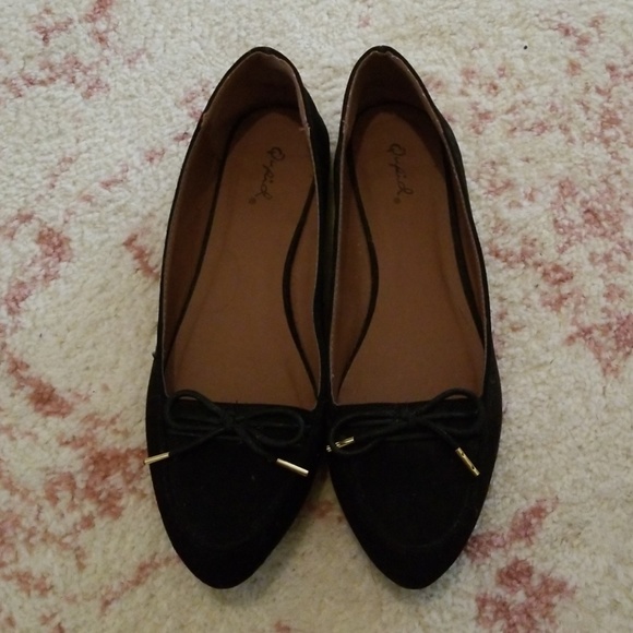 Black Pointed Toe Flats - Picture 2 of 3
